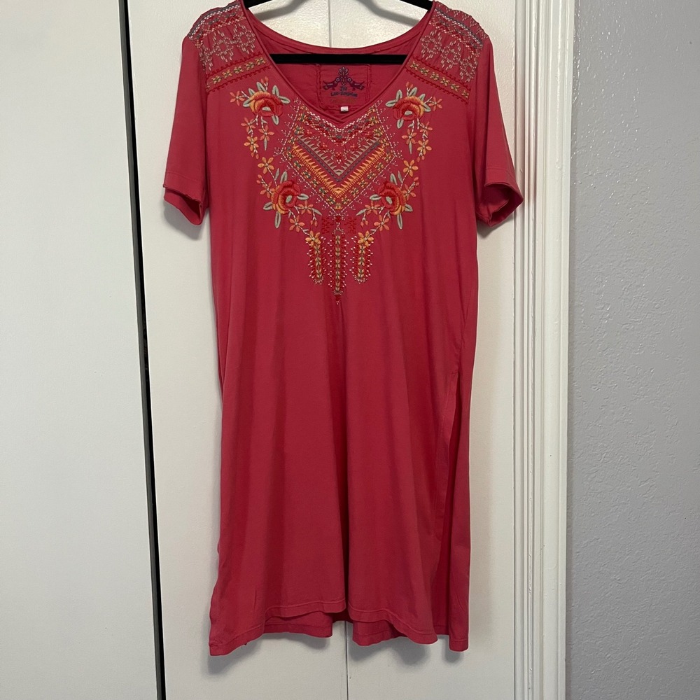 JW Los Angeles Johnny Was Pink Embroidered V-Neck T-Shirt Dress Womens Large